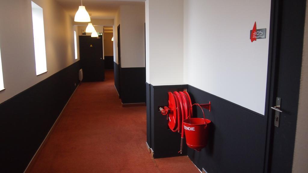 Comfort Hotel Rosporden Concarneau 外观 照片